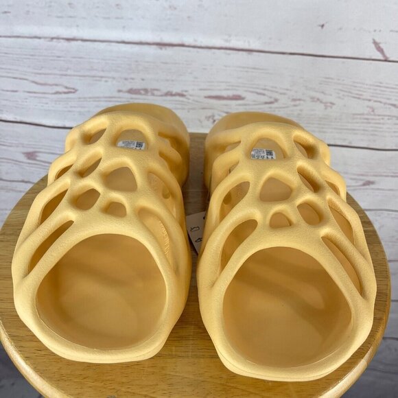 Adidas Yeezy 450 Slide Cream GZ9864 Men's Sandal Slip On Casual‎ Size 8 - Picture 7 of 9